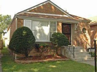 8822 S Oglesby Ave, Chicago, IL 60617