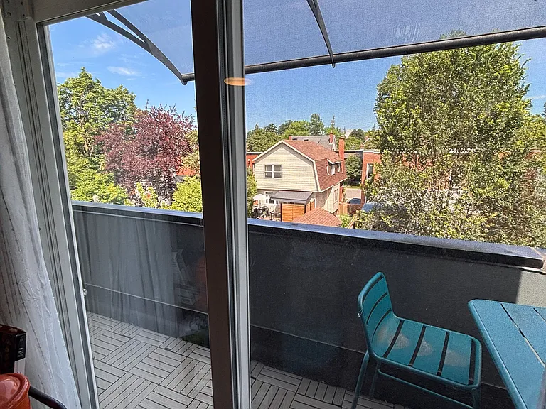451 Sunnyside Ave — Photo 44