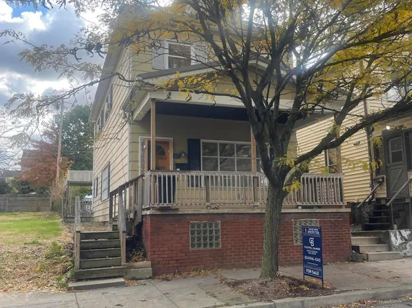 917 6th Ave, Altoona, PA 16602