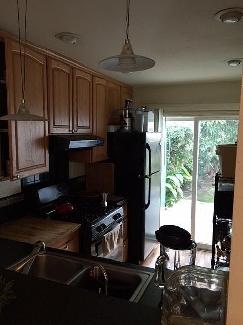 1st image of 13 Golden Glen St