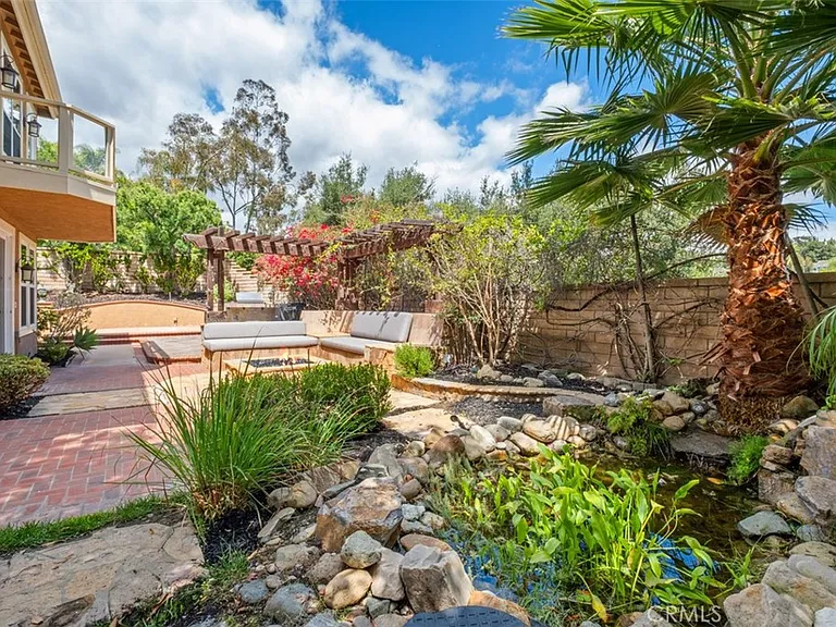 27510 Morro Dr — Photo 32
