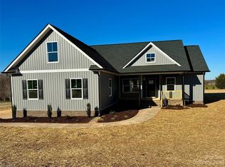 124 Tranquility Ln, Harmony, NC 28634