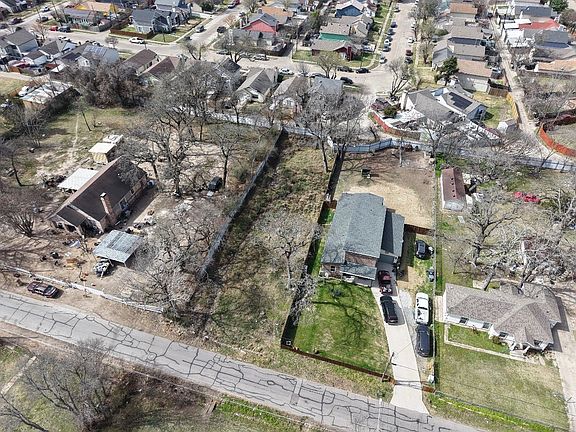 5th image of 1913 Leroy Rd