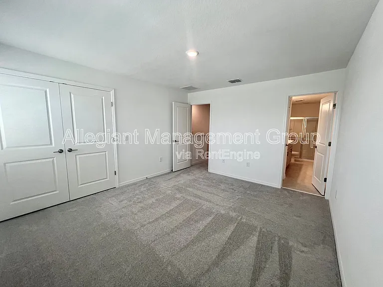 3200 Skyline Loop — Photo 9