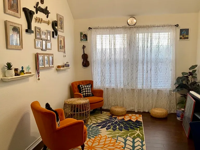 8664 Robertson Dr — Photo 11