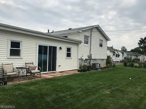 4th image of 3624 Temple Ave