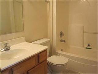 4th image of 1674 Deer Pointe Dr #C-2