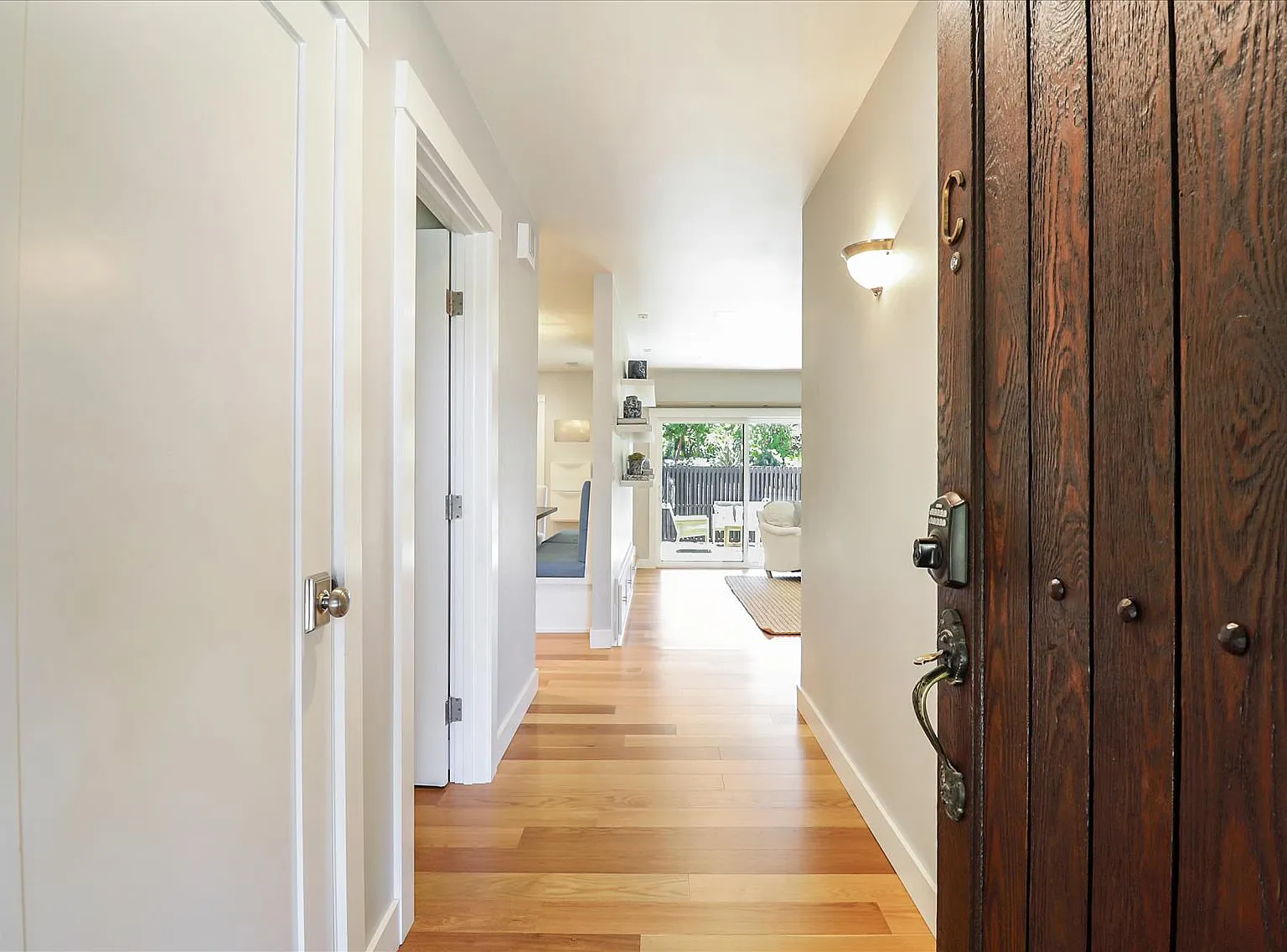 3 bed, 1428 sqft, $4,000 — Photo 3
