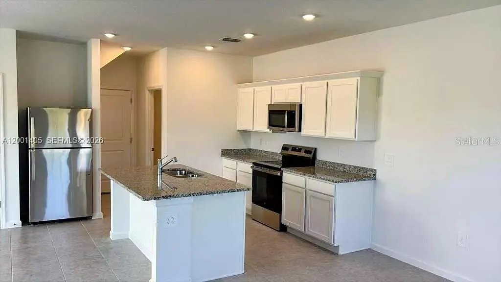3 bed, 1662 sqft, $2,250 — Photo 2