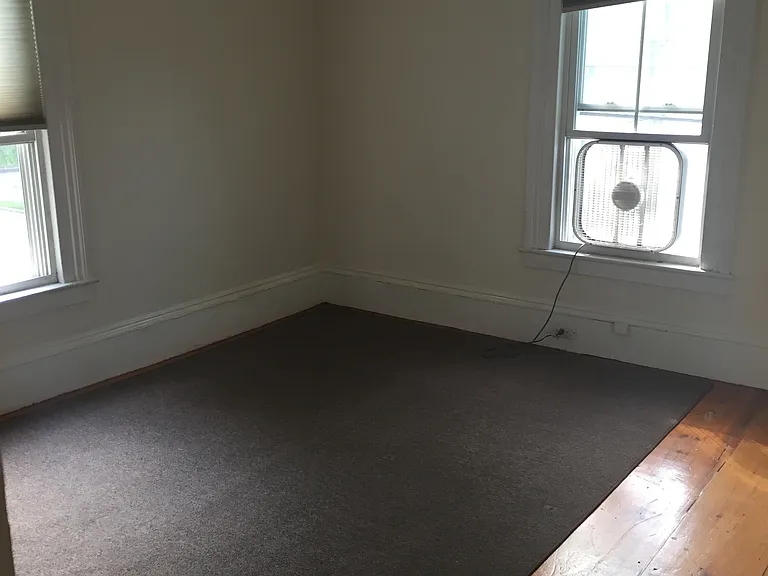 826 State St #3A — Photo 7