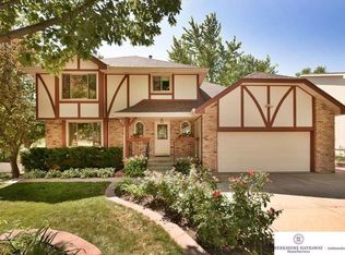 2607 Sheridan Rd, Bellevue, NE 68123