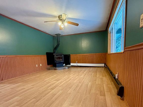 3rd image of 2629 Topaz Ave