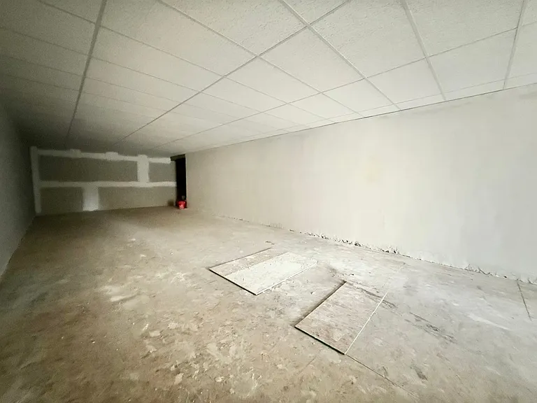 927 Main St — Photo 3
