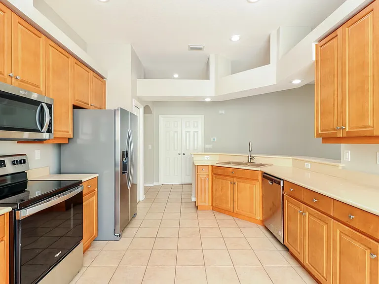 409 Delwood Breck St — Photo 5