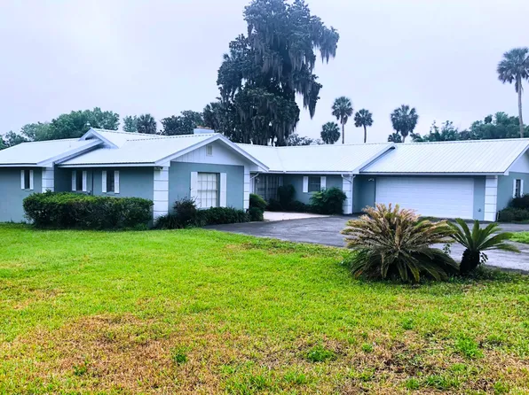 730 N Park St, Crescent City, FL 32112