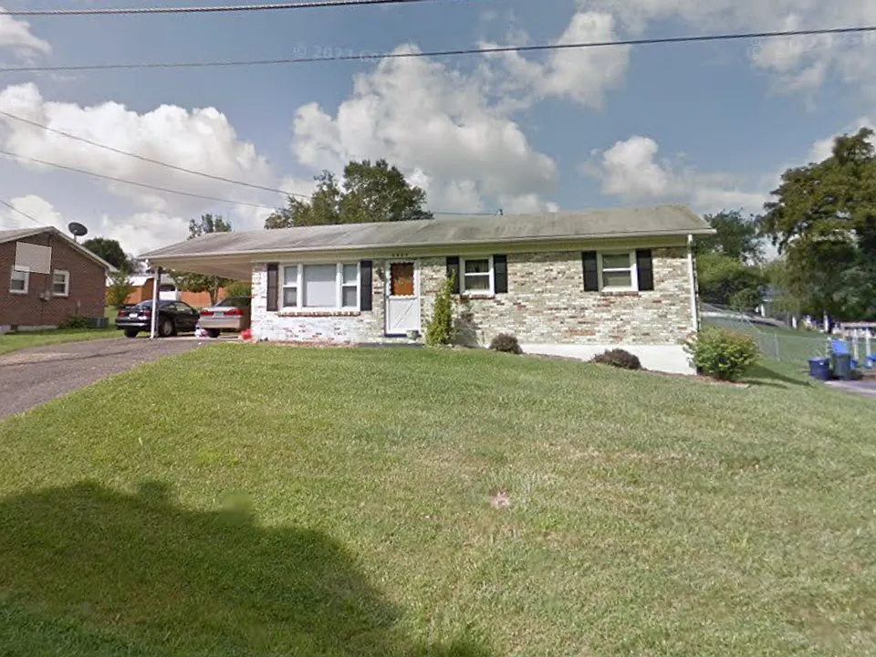 5631 Rolling Hills Dr