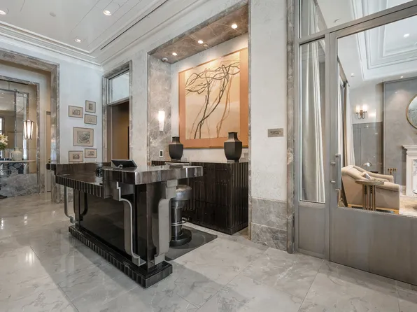 301 East 81st Street image 30 of 31