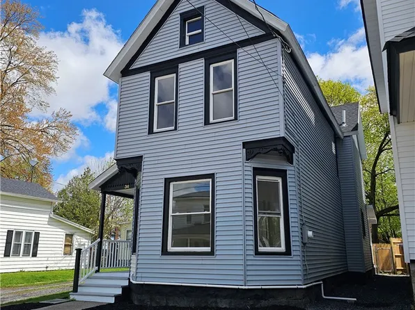 34 Gaylord St, Auburn, NY 13021