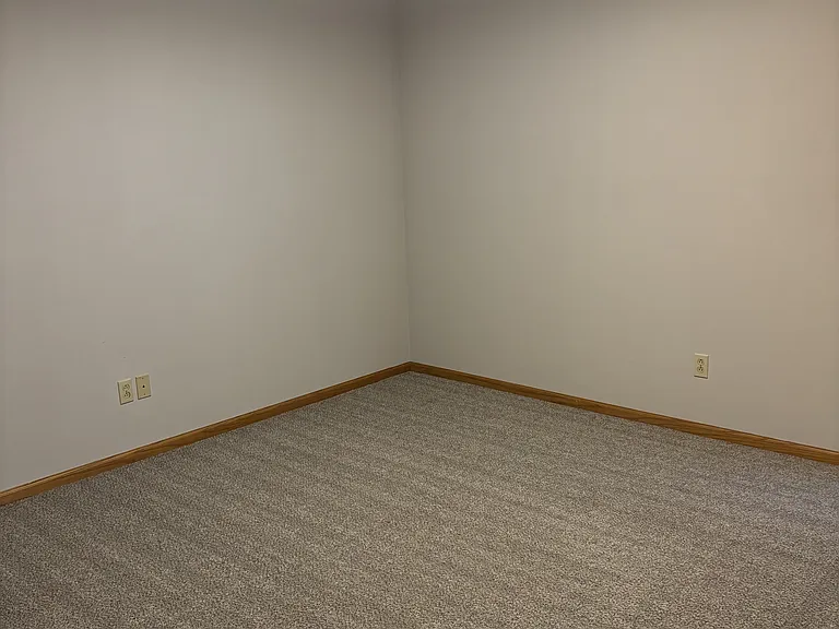 2901 Russel Ct — Photo 14