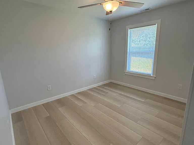 829 S Mountain St — Photo 13