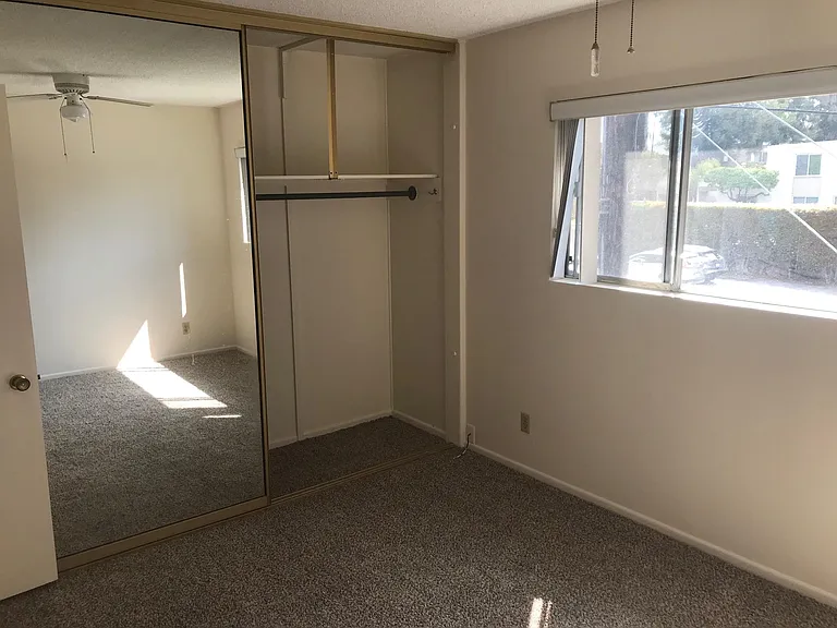 1423 Harbor View Dr #10 — Photo 7