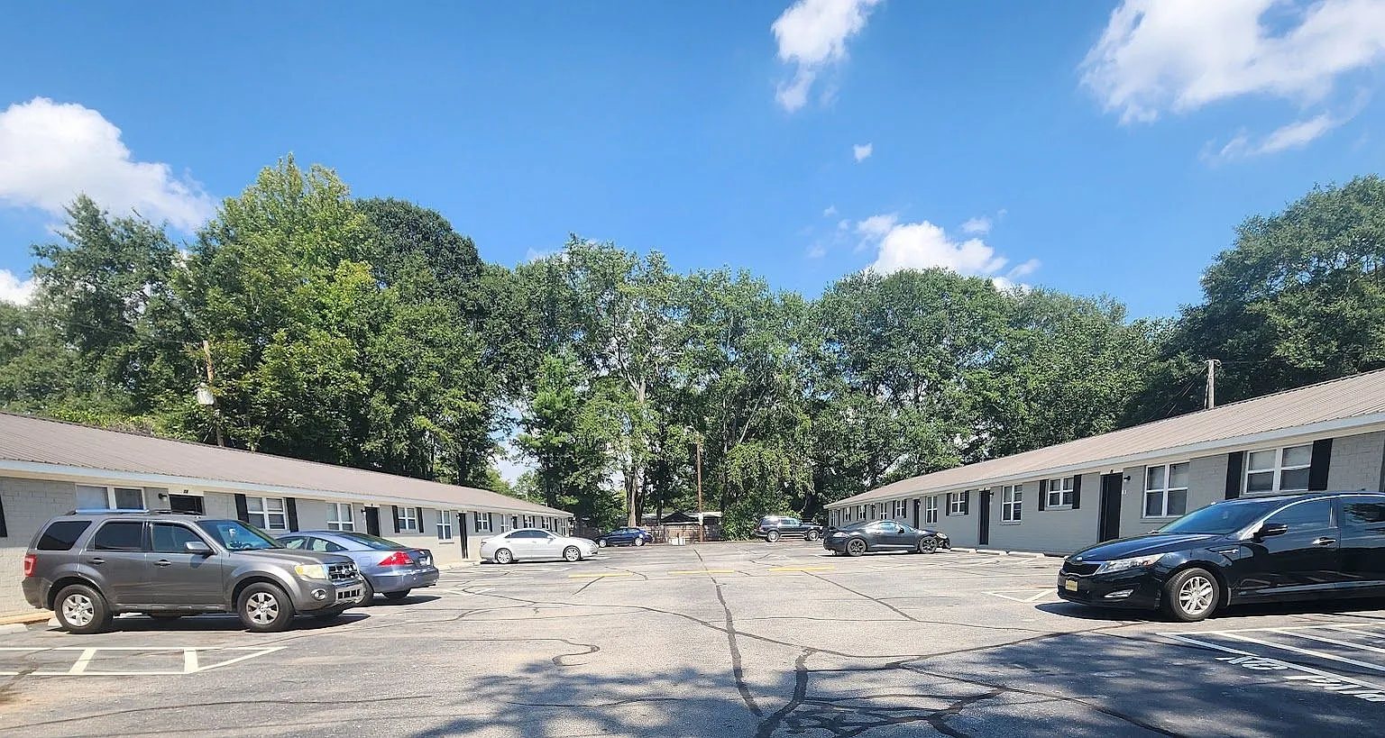Fortner Avenue — Photo 1