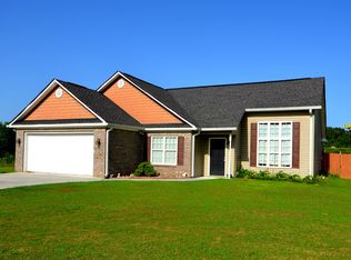 106 Heritage Dr, Calhoun, GA 30701