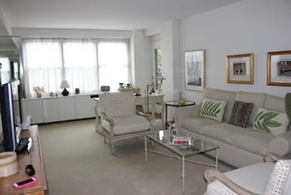 Sold by Excelle Realty Group LTD | media 6