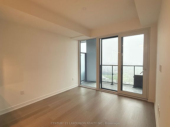 5th image of 448 Burnhamthorpe Rd W #4710