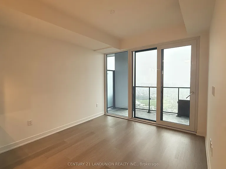 448 Burnhamthorpe Rd W #4710 — Photo 5