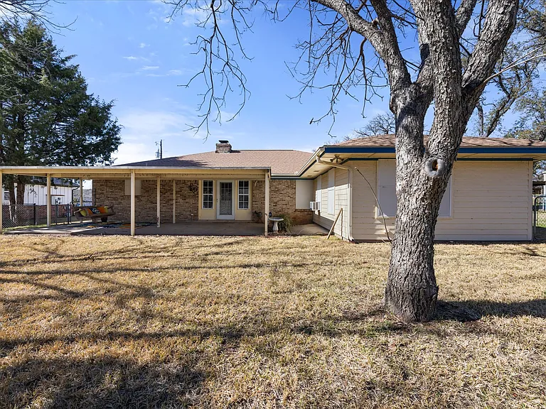 417 Sky Harbour Ct — Photo 30