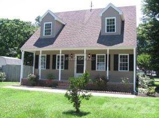 202 Bradley St, Hebron, MD 21830
