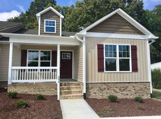 204 E Holmes St, Benson, NC 27504
