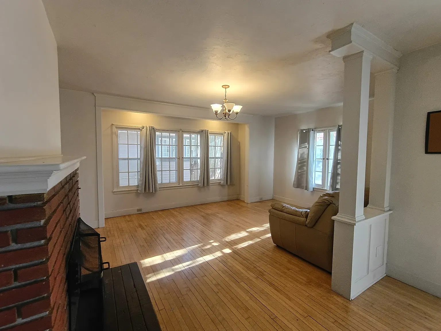 2725 NW Arnold Way — Photo 3