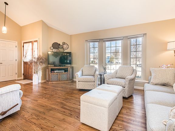 5th image of 1136 Stanton Rd