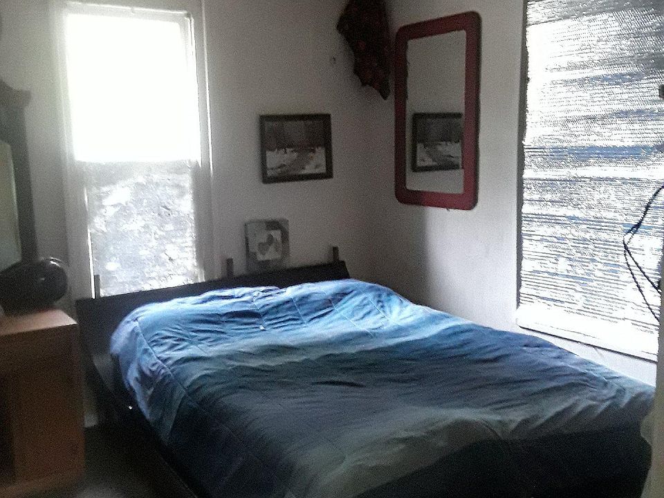 2nd image of 2147 S 15th St