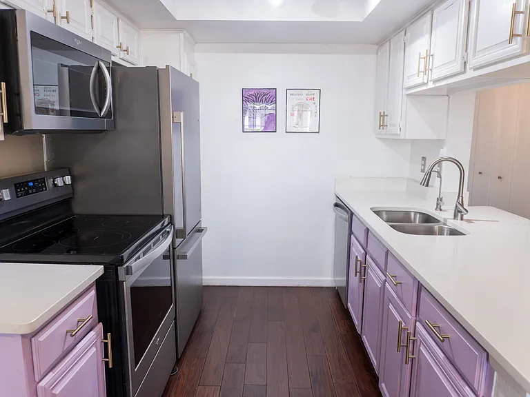 2505 Wedglea Dr — Photo 5