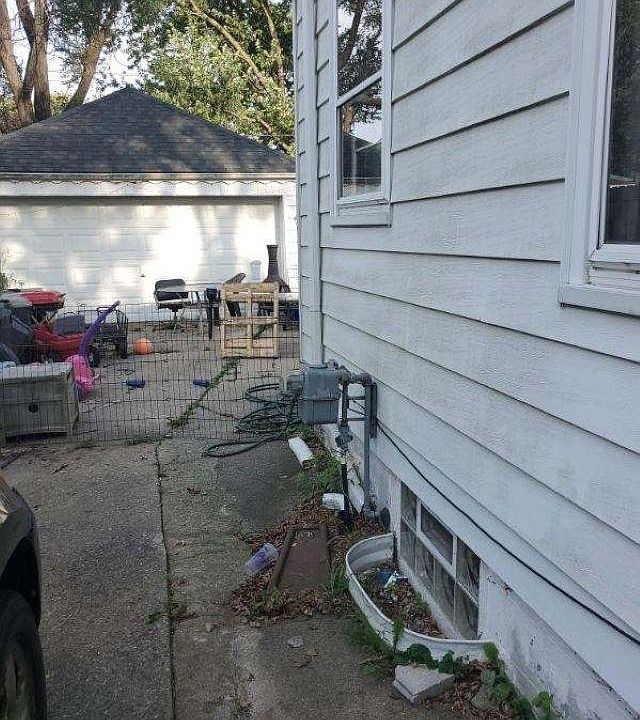 2nd image of 24842 Lambrecht Ave