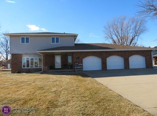 1726 Lariat Ln, Grand Island, NE 68803