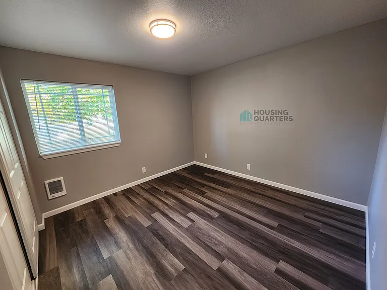 710 N 21st St #9 — Photo 6