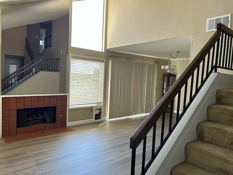 13515 Grain Ln — Photo 3