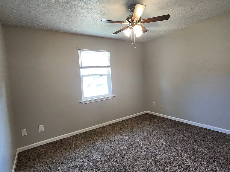 1495 Autumn Ave #8 — Photo 8