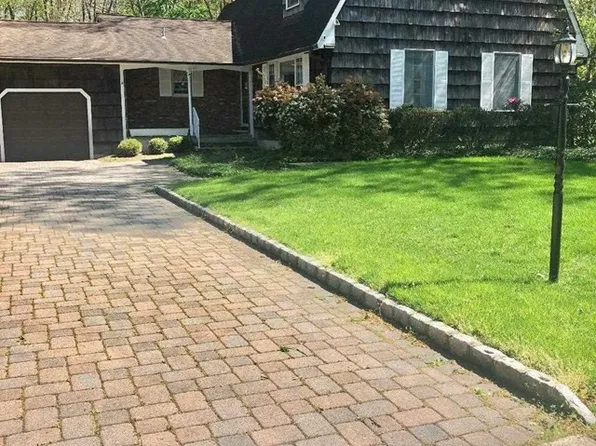 18 Sequoia Pl, Wayne, NJ 07470