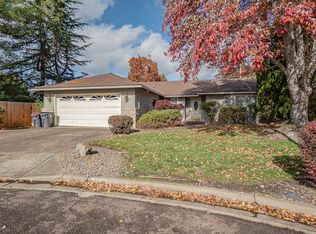 3037 Jenero Ct, Medford, OR