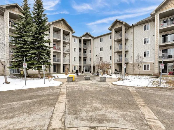 1717 NW 60th St SE #109, Calgary, AB T2A 7Y7