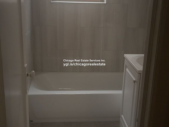 4th image of 1365 W Estes Ave