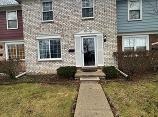 24621 Seaton Circuit E, Warren, MI