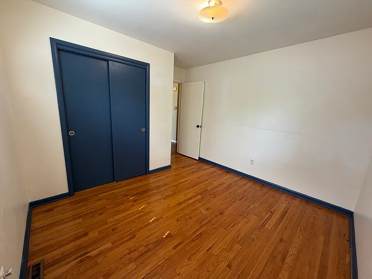 7909 Grandview St — Photo 21