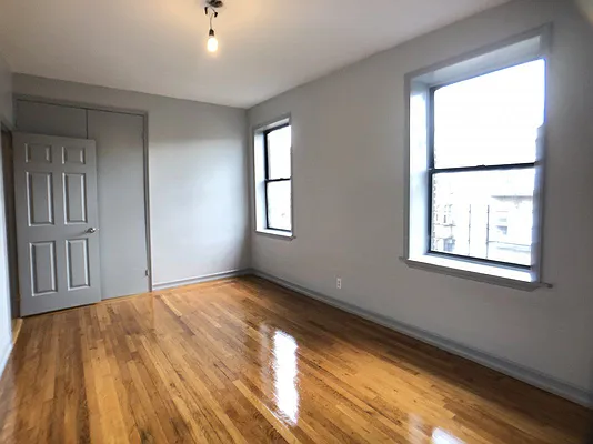 Rented by Bohemia Realty Group | media 14