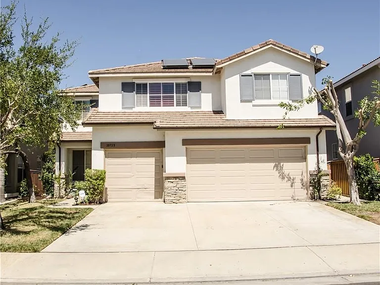 39715 Ashland Way — Photo 1